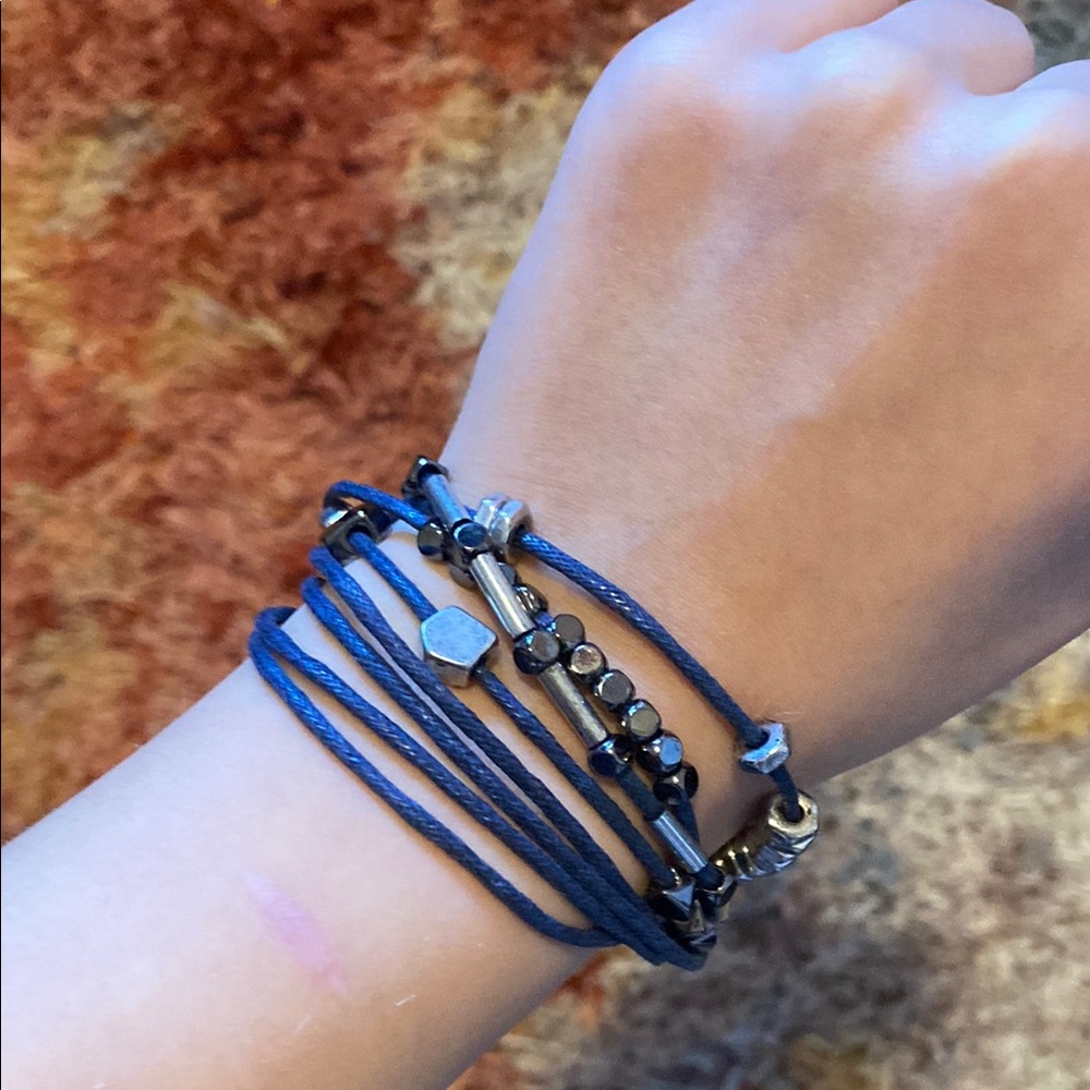 Blue and Black Beaded magnetic bracelet